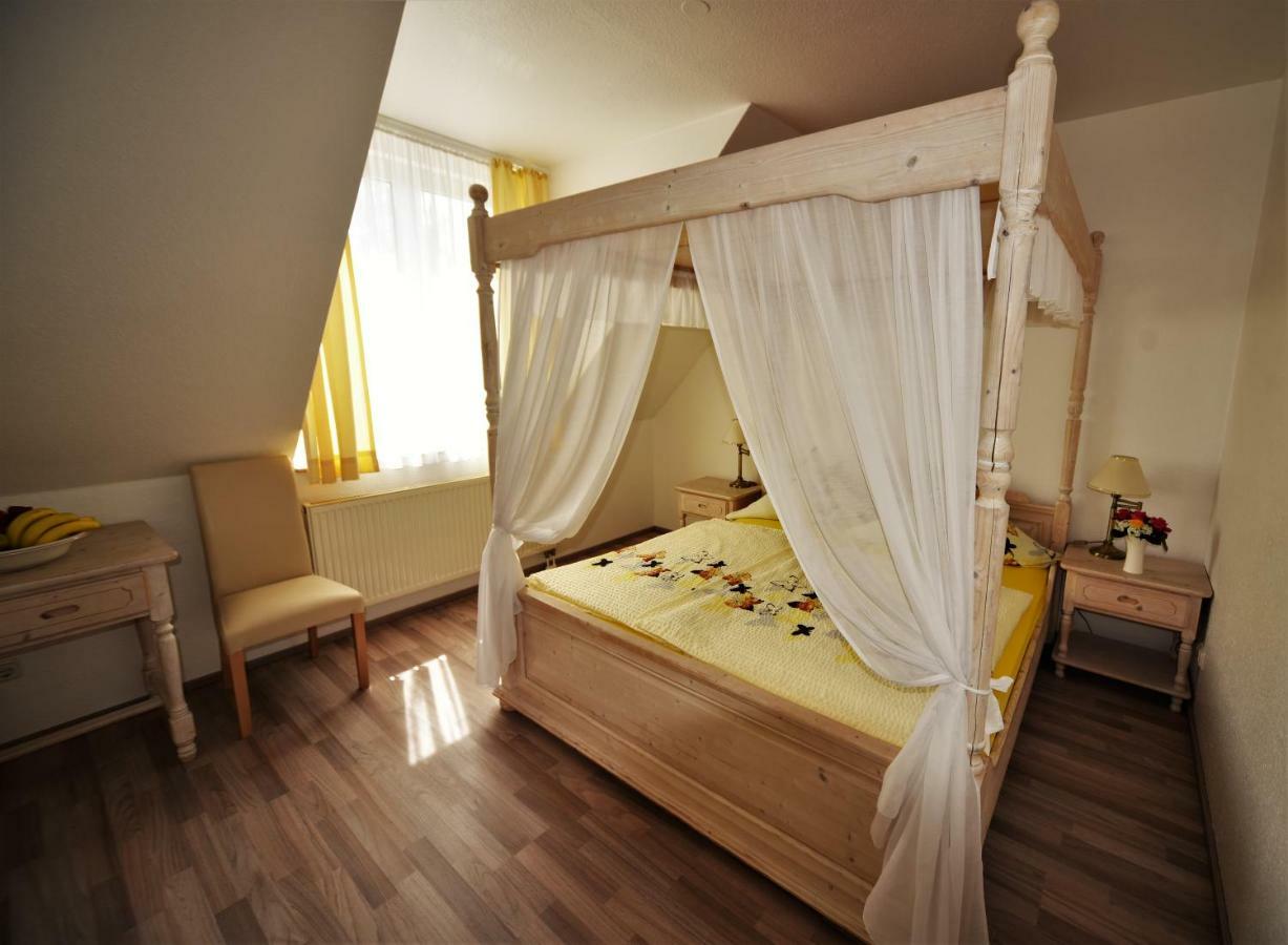 Hotel Restaurant Normandie Schildow Ngoại thất bức ảnh